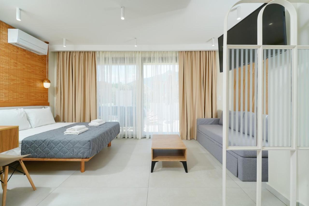 Valen Mare Suites Скала Потамияс Екстериор снимка